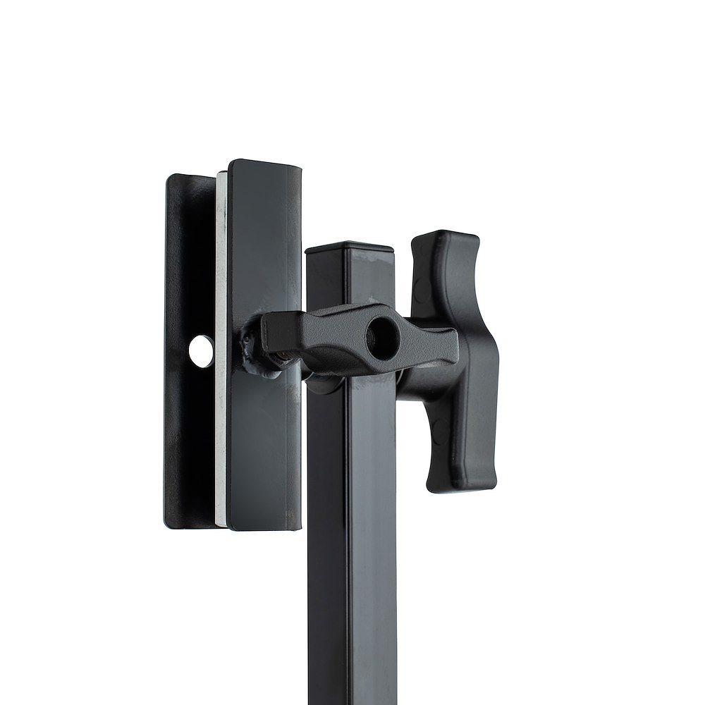 Avenger Mounting Stirrup for 39'' Reflector Board thumbnail
