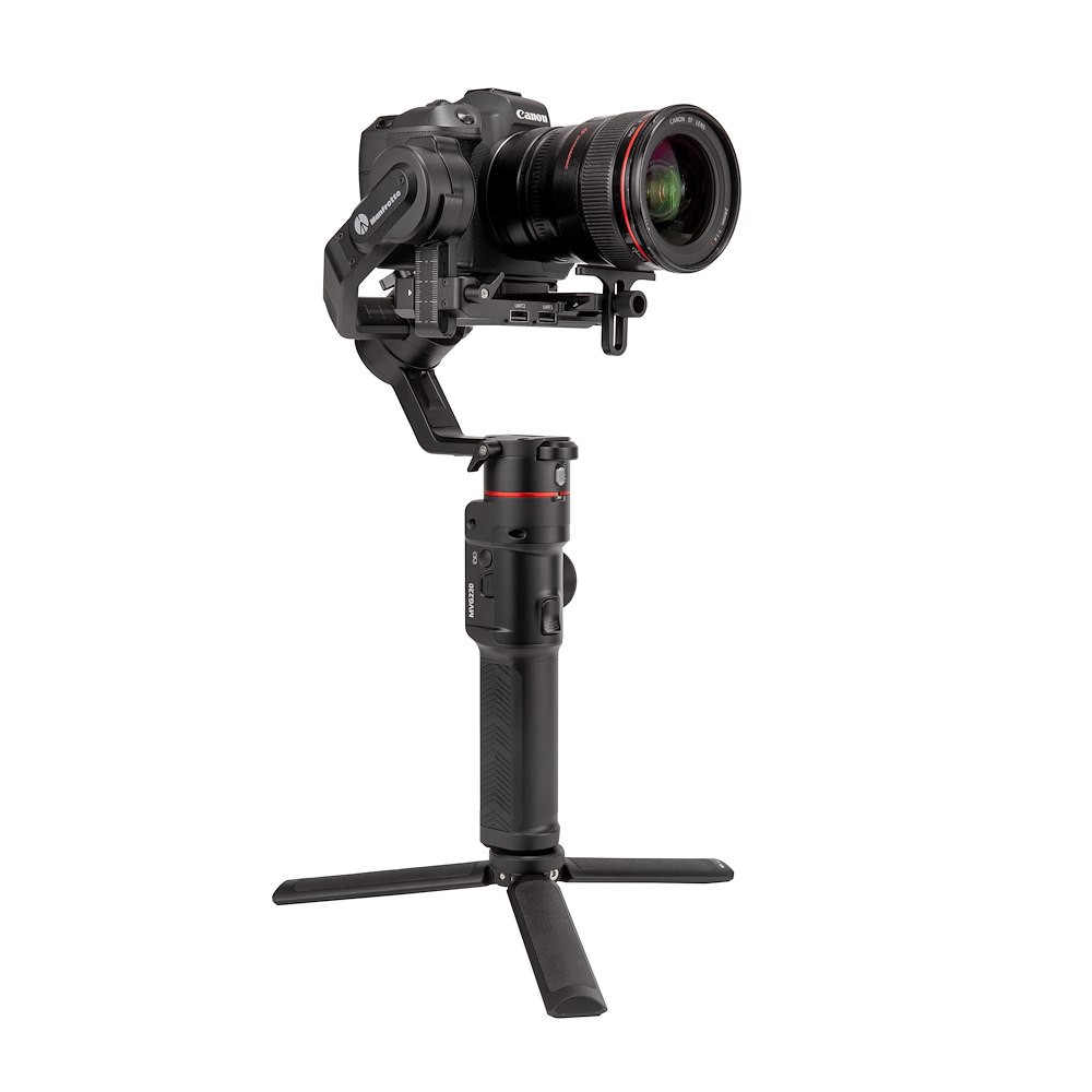 Gimbal professionnelle 3 axes qui supporte jusqu’à 2,2 kg thumbnail